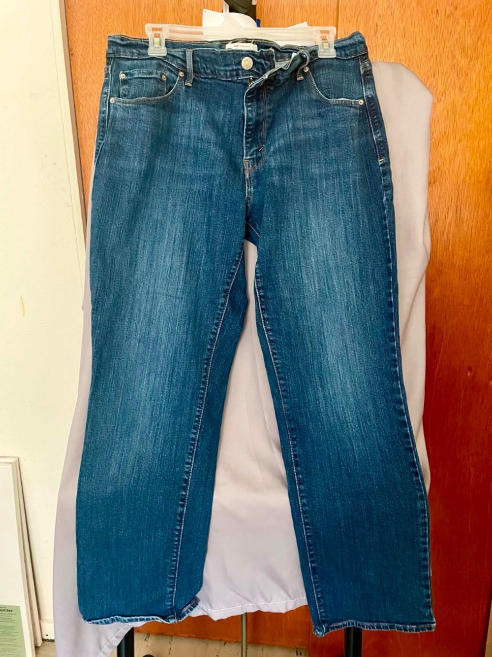 Levi's 505 Straight Leg Jeans Size 32x28 Dark Wash Denim Stretch Fit